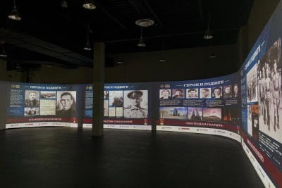 Видеофоновая выставка «Герои и подвиги» открылась в Якутске / ЯСИА Якутск Якутск Республика Саха (Якутия)