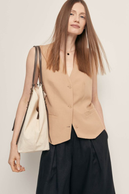 Жилет с добавлением льна приталенного силуэта