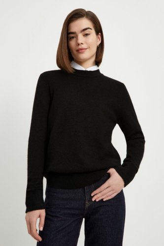 Джемпер с округлой горловиной прямого силуэта