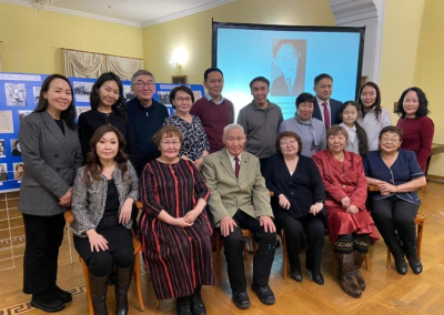 Вечер воспоминаний, посвященный 100-летию писателя Прокопия Егорова, прошел в Якутске / ЯСИА Якутск Якутск Республика Саха (Якутия)