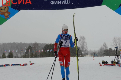 Вторую медаль команде Якутии на играх «Дети Азии» принесла лыжница Инна Рыбкина / Дьулустаан Сергеев   