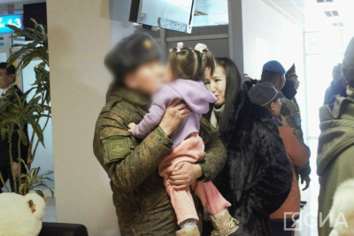 В аэропорту Якутска встретили военнослужащих, прибывших из зоны спецоперации / Саина Титова Якутск Якутск Республика Саха (Якутия)