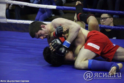 В Якутске проходят республиканский чемпионат и первенство по смешанному единоборству / Айаал Аргунов Якутск Якутск Республика Саха (Якутия)