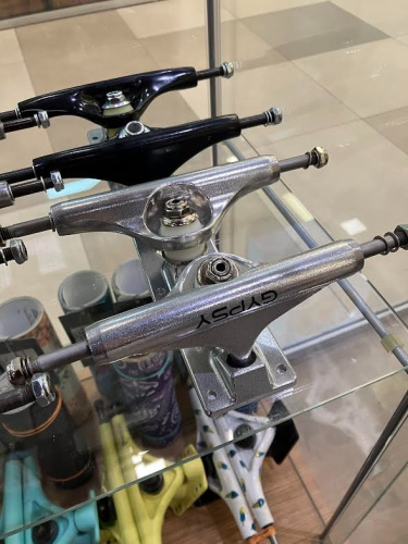 *Подвески для скейтборда Gypsy Strong Truck 5.75 (silver-144мм)