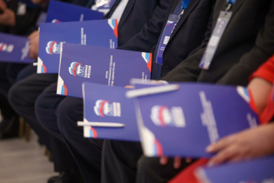 Айсен Николаев заявил, что в новом выборном цикле «Единая Россия» должна улучшить свои показатели / Анна Лебединская   