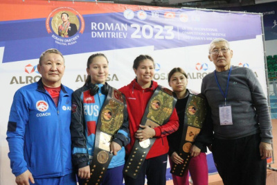 Четыре золотые медали у Якутии по итогам международного турнира Романа Дмитриева / Дьулустаан Сергеев Якутск Якутск Республика Саха (Якутия)