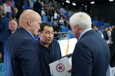 Депутат Ил Тумэна Иван Данилов принял участие в первом всероссийском форуме «Наука побеждать» / ЯСИА   