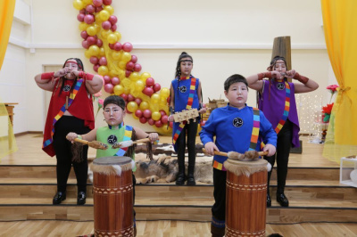 «Таас-Юрях Нефтегазодобыча» создала многофункциональный образовательно-культурный центр в школе Тас-Юряха /    