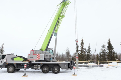 Первую сваю многофункционального центра забили в селе Бясь-Кюель / ЯСИА   