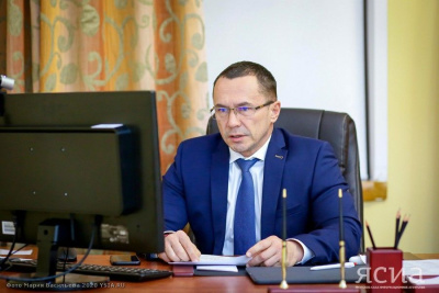 Дмитрий Бердников: «Как почетный житель Атамайского наслега разделяю радость с жителями Бясь-Кюеля» / ЯСИА   