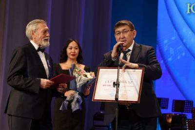 Юрий Куприянов: «Афанасенко воспитал не только талантливых музыкантов, но и зрителей по всей Якутии» / ЯСИА   