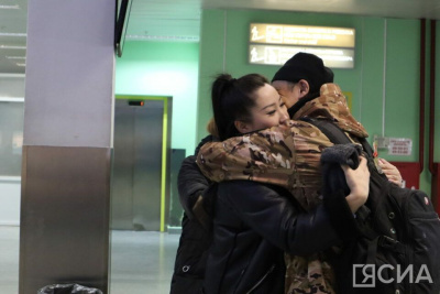 Якутия поделилась опытом по оказанию мер поддержки членов семей участников СВО / ЯСИА   