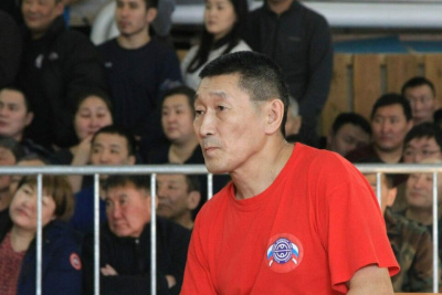 В Якутии появились новые заслуженные тренеры России по мас-рестлингу / Дьулустаан Сергеев   