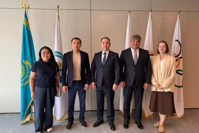 Владимир Максимов встретился с генеральным директором НОК Казахстана / ЯСИА   