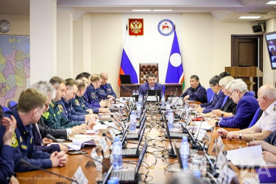 На реках Якутии с 24 марта начнутся работы по ослаблению прочности льда / Виктория Сергеева   