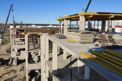 Строящиеся объекты здравоохранения проверили в Мегино-Кангаласском районе / ЯСИА   