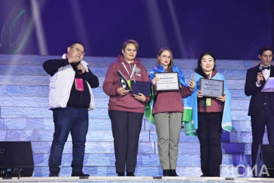 На фестивале «Муус Устар» назвали имя победителя премии «Доброволец Якутии» / Айаал Аргунов   