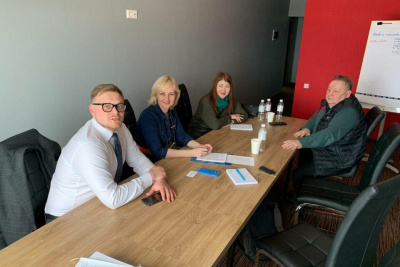 Якутские общественники перенимают опыт гуманитарного корпуса Югры / ЯСИА   