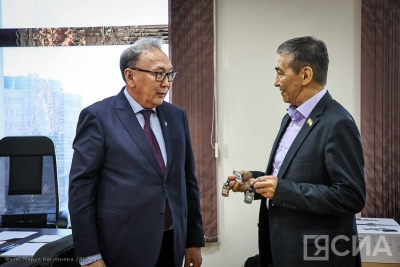 «Водоканал» передал два автомобиля УАЗ в зону спецоперации / Айаал Аргунов   