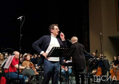 Артист из Москвы Евгений Князев прочтёт якутянам «Бориса Годунова» под аккомпанемент оркестра / Нарыйа Пахомова   