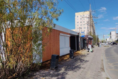 Теплая остановка появилась у Крестьянского рынка Якутска / ЯСИА   