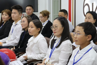 Лучшая семья предпринимателей Якутии получит грант в размере 150 тысяч рублей / Дьулустаан Сергеев   