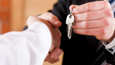 АЛРОСА участвует в реализации районной программы  предназначенной для молодых семей /    