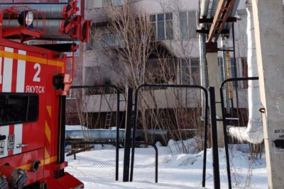 В Якутске непотушенная сигарета стала причиной пожара в многоквартирном доме / Саина Титова Якутск Якутск Республика Саха (Якутия)