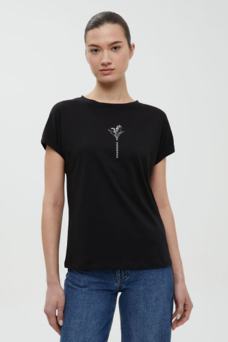 Футболка с круглым вырезом