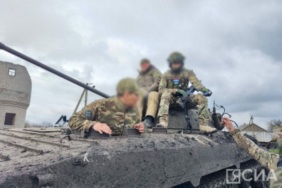 «С ними можно хоть в огонь и в воду»: командир батальона — о якутских бойцах на СВО / Николай Борисов   