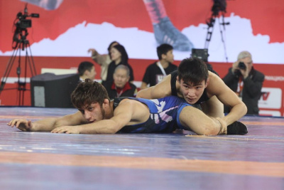 Лев Павлов сразится в полуфинале первенства России по вольной борьбе в Якутске / Дьулустаан Сергеев Якутск Якутск Республика Саха (Якутия)