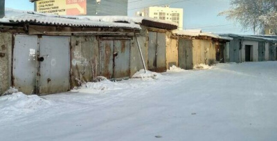 Причиной сильного запаха газа в микрорайоне Якутска стал пропановоз в гараже / ЯСИА Якутск Якутск Республика Саха (Якутия)