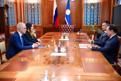 Глава Якутии встретился с первым зампредом комитета Госдумы по регполитике и МСУ Сергеем Морозовым / ЯСИА   