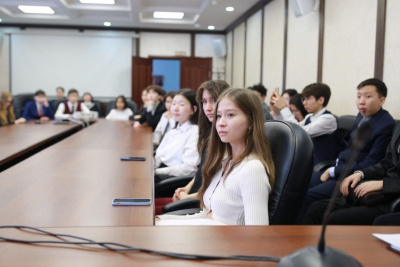 Подвели итоги интеллектуальной игры «V Модель Якутской городской думы — 2023» / ЯСИА   