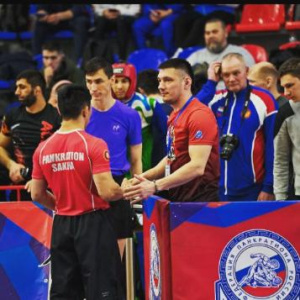 Бойцы Удачнинского клуба единоборств покоряют панкратион /    