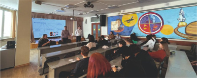 Финансовая грамотность – со школьной скамьи. Сотрудники АЭБ провели лекцию для школьников /    