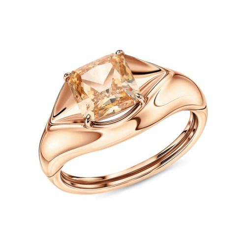 Золотое кольцо с фианитами