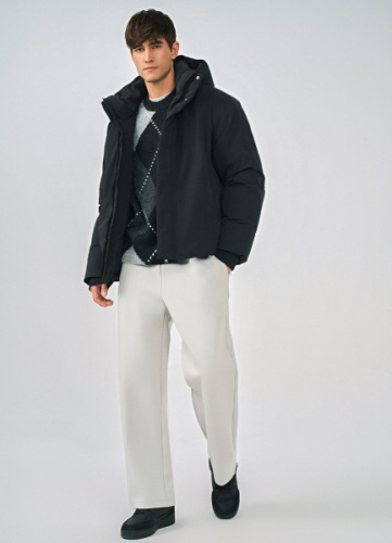 Утеплённая куртка со съёмным капюшоном, Черный