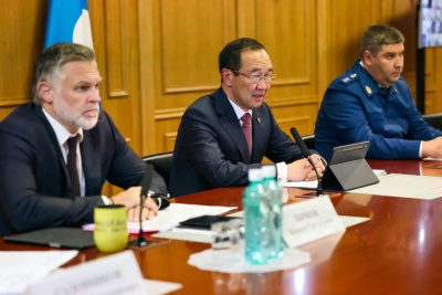 Глава Якутии провел совещание по отопительному сезону / ЯСИА   