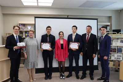 Молодежная избирательная комиссия провела интеллектуальную игру /    