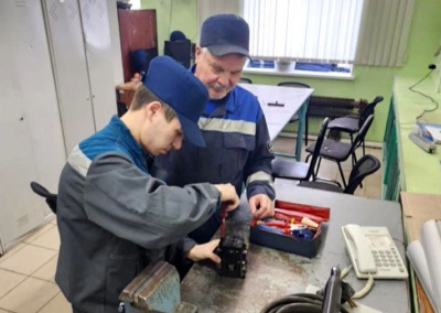 Электромонтер из Ленского района претендует на премию «Человек труда» / Саина Титова   