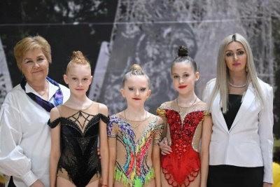 Юная якутянка завоевала специальный приз всероссийских соревнованиях по художественной гимнастике / ЯСИА   