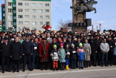 Около трёхсот якутян получили знаки отличия ГТО в День республики / Дьулустаан Сергеев   