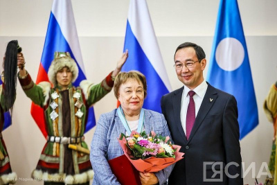 Главный зоотехник-технолог Якутской птицефабрики получила орден «Полярная звезда» / Нарыйа Пахомова   