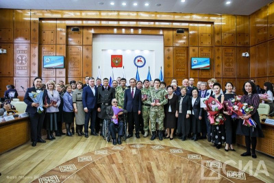 Государственные награды вручили якутянам в День республики / Саина Титова   Республика Саха (Якутия)