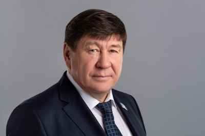 Сергей Ларионов поздравил якутян с Днем республики / ЯСИА   