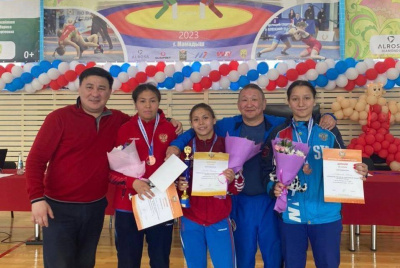 Якутские спортсменки выиграли три медали первенства России по вольной борьбе / ЯСИА Казань Казань Республика Татарстан