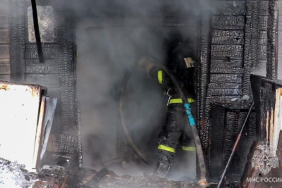 Два человека погибли при пожаре в Мирнинском районе / ЯСИА   