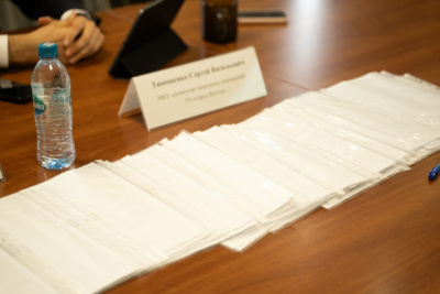 В Якутске многодетным семьям распределили участки по Намцырскому тракту / ЯСИА   