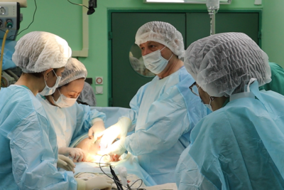 Ведущий акушер России провёл показательные операции кесарева сечения в Якутске / ЯСИА Якутск Якутск Республика Саха (Якутия)